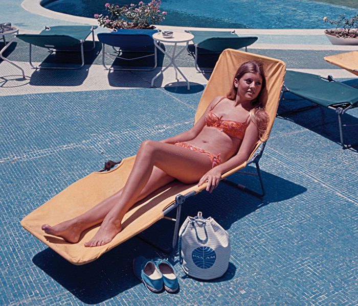 VOGUE reviews “Pan Am: History, Design & Identity”